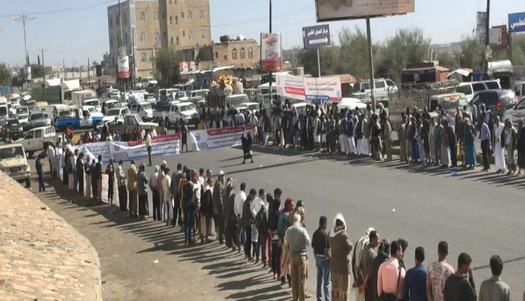 وزارة المياة تغلق عدد من المنشآت المائية الملوثة بوباء الكوليرا في صنعاء